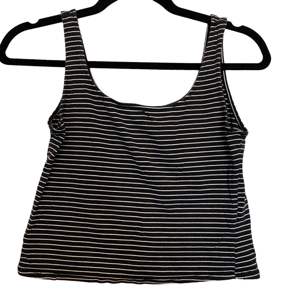 Heart & Hips black and white striped cropped tank top